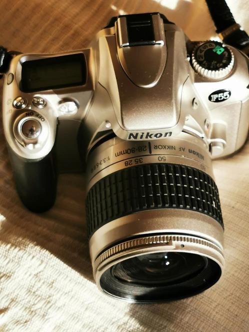 Nikon F55 Silver Kit Zoom 28-80mm., TV, Hi-fi & Vidéo, Appareils photo analogiques, Comme neuf, Reflex miroir, Nikon, Enlèvement ou Envoi