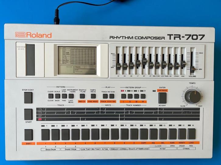 Vend Roland TR-707, Muziek en Instrumenten, Drumcomputers, Gebruikt, Roland, Ophalen