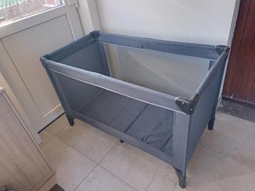 Baby reisbedje beschikbaar voor biedingen