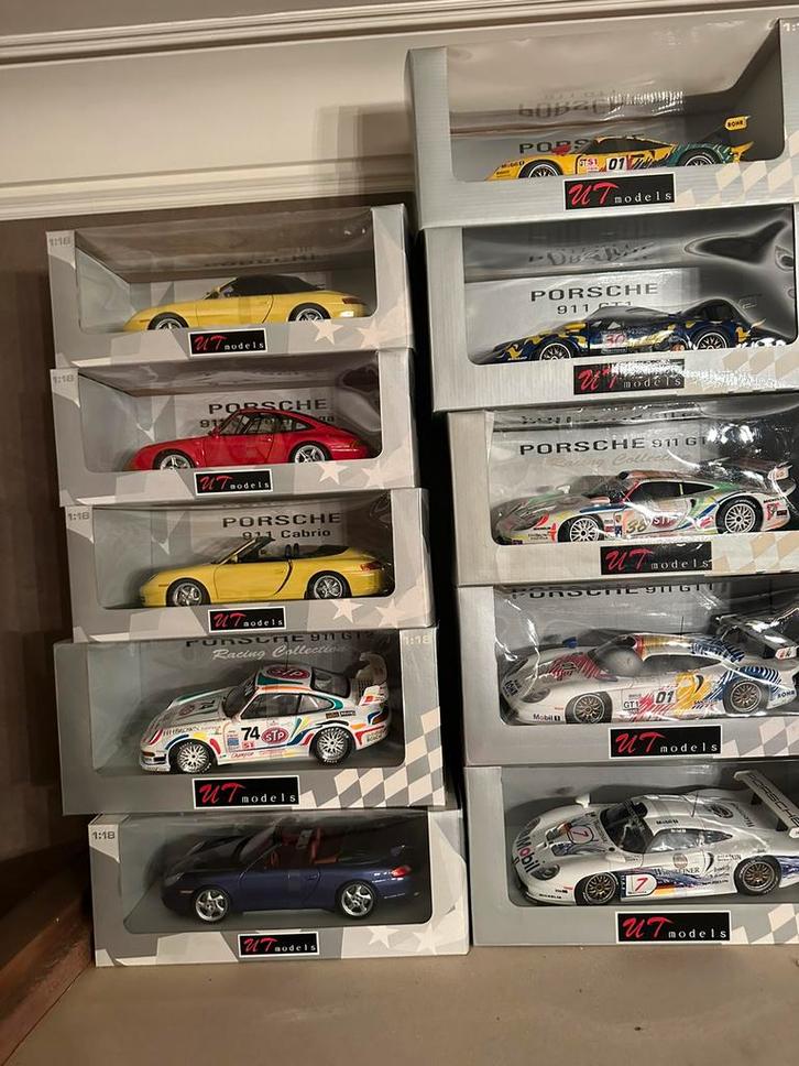 Porsche en Ferrari modellen van UT op 1/18, Hobby en Vrije tijd, Modelauto's | 1:18, Zo goed als nieuw, Ophalen