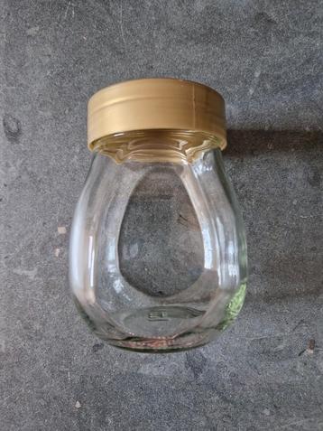 +60 lege glazen (honing-)potten beschikbaar voor biedingen