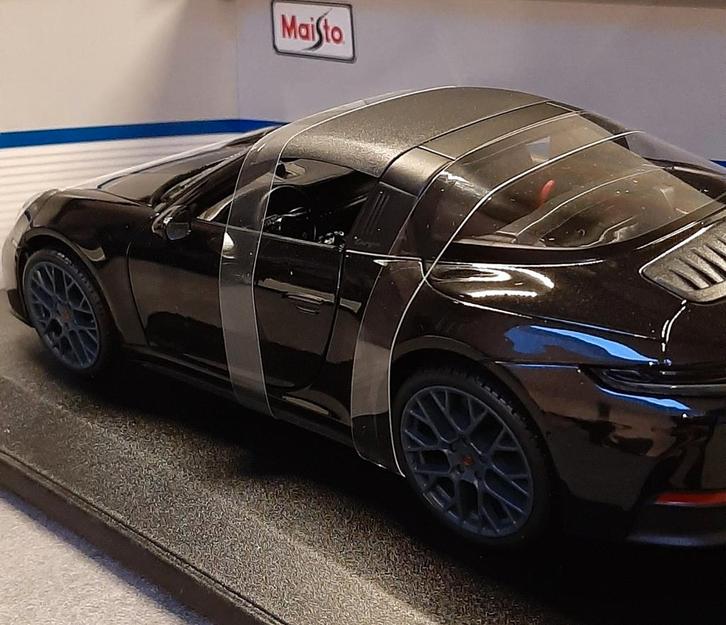 Maisto/1:18/Porsche 911 Targa GTS(992.2)NIEUW, Hobby & Loisirs créatifs, Voitures miniatures | 1:18, Neuf, Voiture, Maisto, Enlèvement ou Envoi