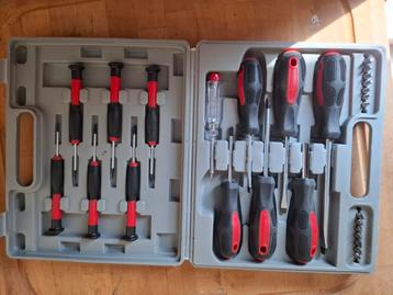 13 delig schroevendraaiers set beschikbaar voor biedingen