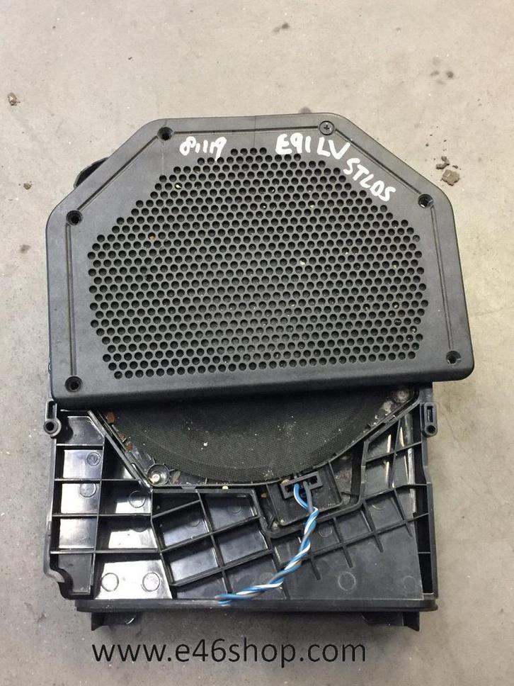 Subwoofer BMW E90 E91 links onder de stoel bestuurder, Auto diversen, Autoradio's, Ophalen of Verzenden