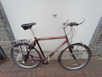 Vélo de randonnée Giant Expedition 57 cm, Enlèvement, 28 pouces, Plus de 20 vitesses, Suspension