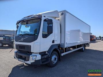 Volvo FL240 4x2 Dagcab Euro6 - 12T - Gesloten/Geïsoleerde Ba beschikbaar voor biedingen