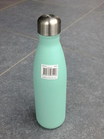 Bouteille inox isotherme Qwetch 500 ml vert pastel, neuve beschikbaar voor biedingen