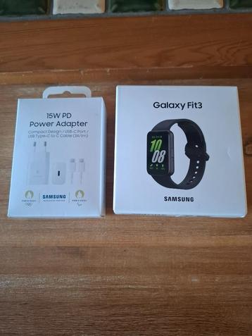 SAMSUNG GALAXY FIT 3 SMART WATCH + SAMSUNG LADER ALLES NIEUW beschikbaar voor biedingen