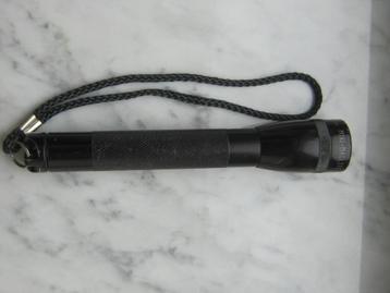 TORCHE MINI-MAGLITE - bon état ; dragonne ; fonctionne avec, Enlèvement ou Envoi, Comme neuf