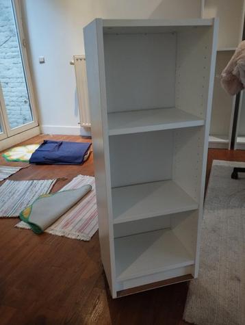 Bibliothèque Billy (Ikea) avec roulettes beschikbaar voor biedingen