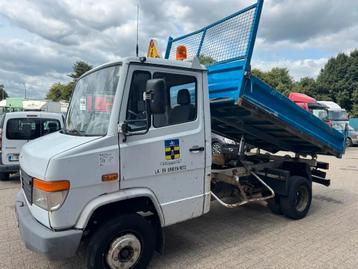 Mercedes-Benz Vario 612D *TRIBENNE-3SEITEN KIPPER* beschikbaar voor biedingen