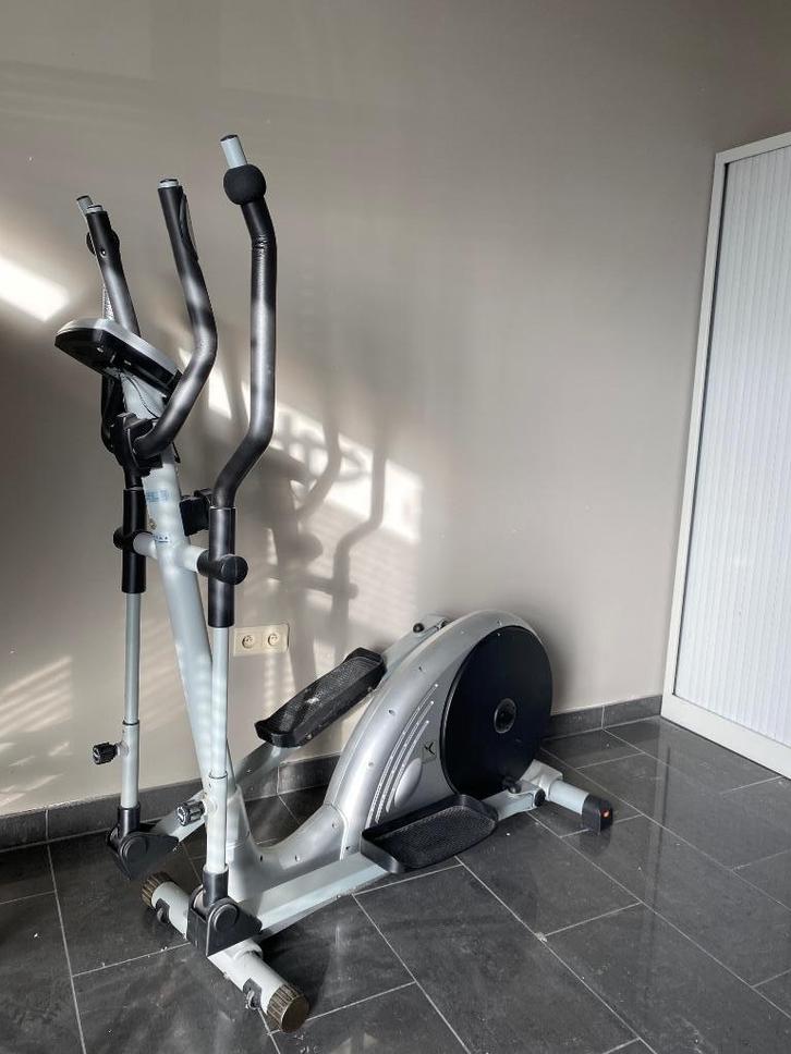 Domyos crosstrainer VE630, Hobby en Vrije tijd, Overige Hobby en Vrije tijd, Zo goed als nieuw, Ophalen