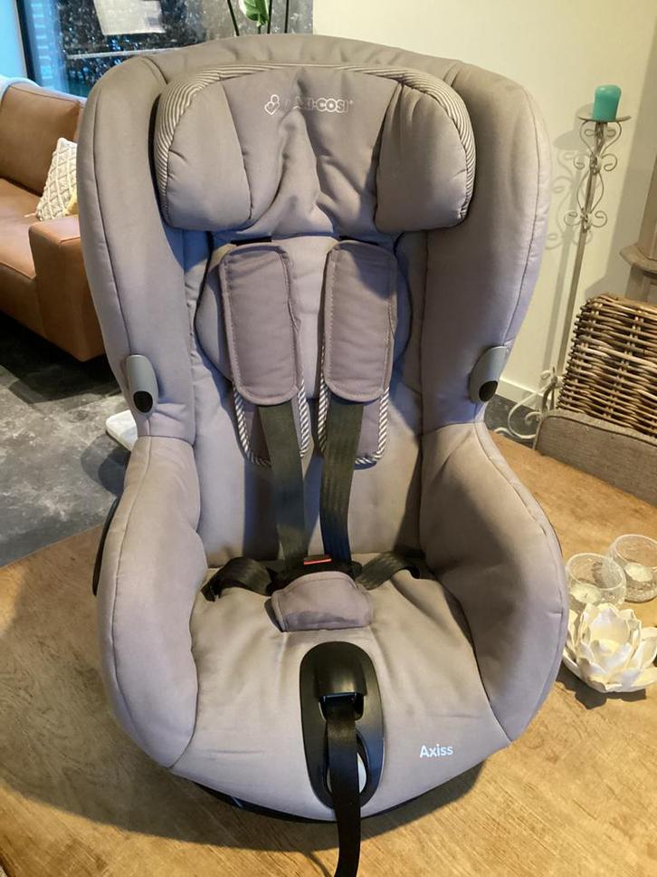 Maxi-Cosi autostoel Axiss, Concrete Grey, Kinderen en Baby's, Autostoeltjes, Zo goed als nieuw, Maxi-Cosi, 9 t/m 18 kg, Autogordel