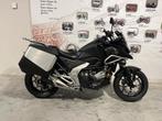 Honda NC750X DCT met packs (btw moto) (bj 2024), Motoren, 750 cc, 2 cilinders, Bedrijf, Meer dan 35 kW