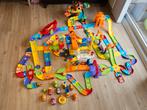Autobaan+ toebehoren V tech (incl auto's&afstanfsbediening), Kinderen en Baby's, Ophalen, Zo goed als nieuw