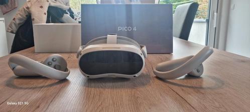 Pico 4 128GB + Accessoires, Consoles de jeu & Jeux vidéo, Virtual Reality, Comme neuf, Lunettes VR, Enlèvement