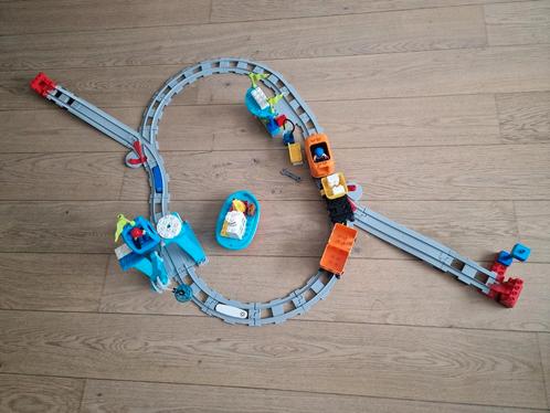 LEGO duplo le train de marchandises, Enfants & Bébés, Jouets | Thomas le petit Train, Comme neuf, Enlèvement ou Envoi