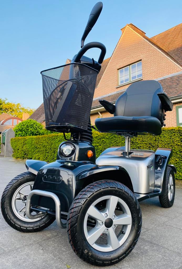 L & M Mezzo 4 Scootmobiel 4w Electrisch Invalide scooter, Diversen, Rolstoelen, Zo goed als nieuw, Elektrische rolstoel, Inklapbaar