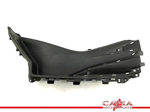 TREEPLANK Suzuki AN 400 Burgman 2018- (AN400) (48122-19K0), Motoren, Onderdelen | Suzuki, Gebruikt