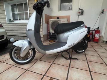 Schitterende elektrische scooter E-Cooter/ 2019 beschikbaar voor biedingen