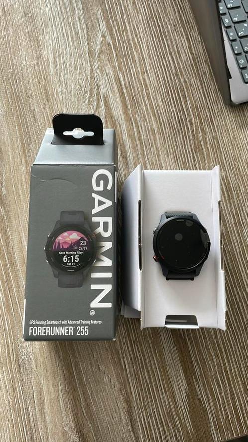 GLOEDNIEUWE garmin forerunner 255., Handtassen en Accessoires, Sporthorloges, Nieuw, Ophalen of Verzenden