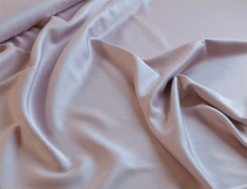 6035) 3 meter  royal micro satijn mat babyroze beschikbaar voor biedingen