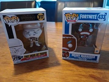 2 pop figuurtjes. beschikbaar voor biedingen