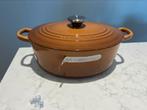 Le Creuset Tradition Hazelnoot 27 cm in gebruikte staat, Huis en Inrichting, Gebruikt, Gietijzer, Ophalen of Verzenden, Keramische plaat