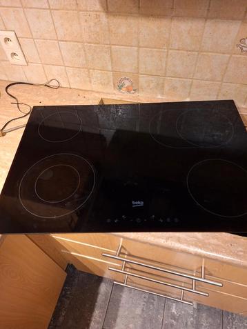 Beko keramische kookplaat – defect beschikbaar voor biedingen