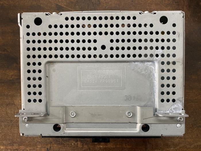 Radio CD Speler van een Ford Tourneo Courier, Auto-onderdelen, Elektronica en Kabels, Ford, Gebruikt, 3 maanden garantie, Ophalen of Verzenden