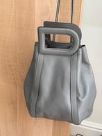 Delvaux Punch, Handtassen en Accessoires, Tassen | Damestassen, Ophalen of Verzenden, Zo goed als nieuw, Grijs, Handtas