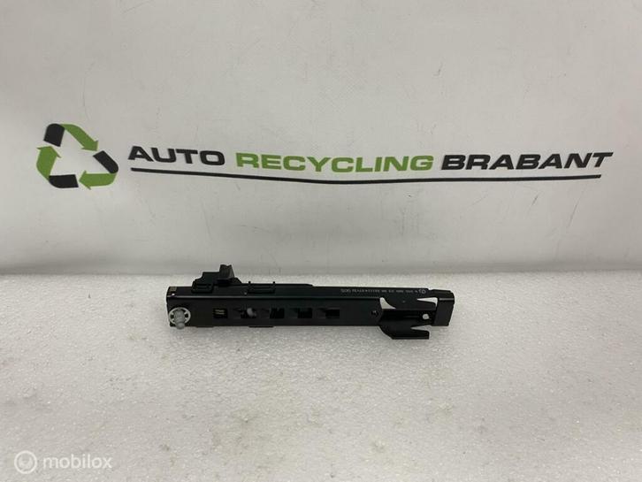 Gordelgeleider Hoogte Links Mercedes W205 ORIG A0008600388, Auto-onderdelen, Interieur en Bekleding, Gebruikt, Ophalen of Verzenden