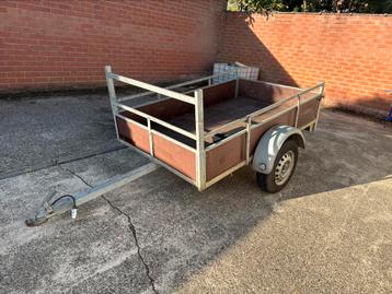 Aanhangwagen te koop  beschikbaar voor biedingen