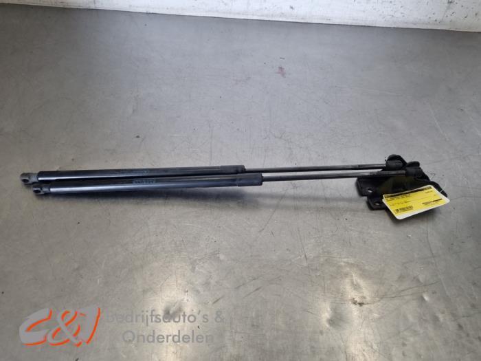 Set Gasdempers Achterklep van een Mercedes Vito, Auto-onderdelen, Carrosserie, Mercedes-Benz, Gebruikt, 3 maanden garantie, Ophalen of Verzenden