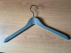 Houten kledinghangers - 31 stuks, Kleding | Dames, Kledinghangers, Ophalen