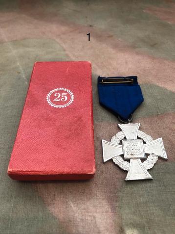 WW2 Duits Treuedienst Ehrenzeichen (1) beschikbaar voor biedingen