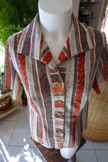 origineel handgemaakt vintage dressing blouse beschikbaar voor biedingen
