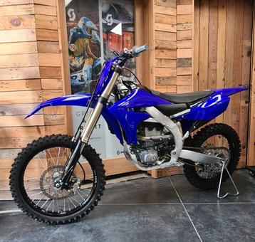 Yzf 250 disponible aux enchères