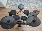 Drums, kruk, versterker en sticks, Muziek en Instrumenten, Ophalen, Zo goed als nieuw