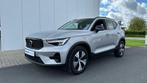 Volvo XC40 Plus Dark T4 Hybride | Trekhaak | Leder |, 207 pk, Te koop, Zilver of Grijs, Benzine