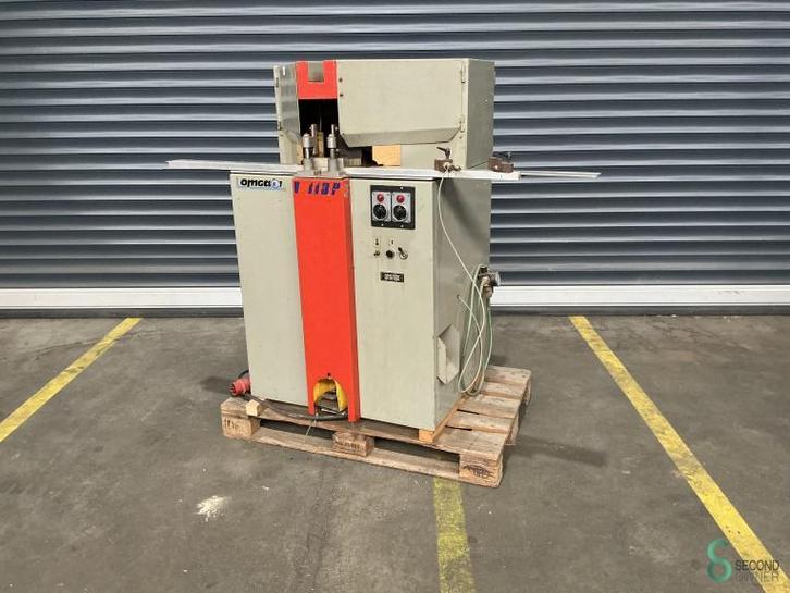 Afkortzagen Omga V 235 1989, Zakelijke goederen, Machines en Bouw | Houtbewerking