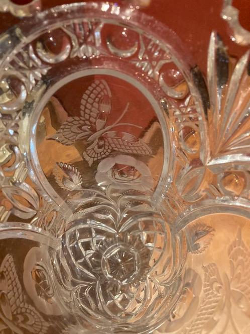 Ancien grand vase en cristal blanc taillé. + 70 m, Antiquités & Art, Antiquités | Vases, Enlèvement ou Envoi