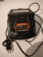 Stihl AK30 batterij + lader, Ophalen, Gebruikt, Oplaadbaar