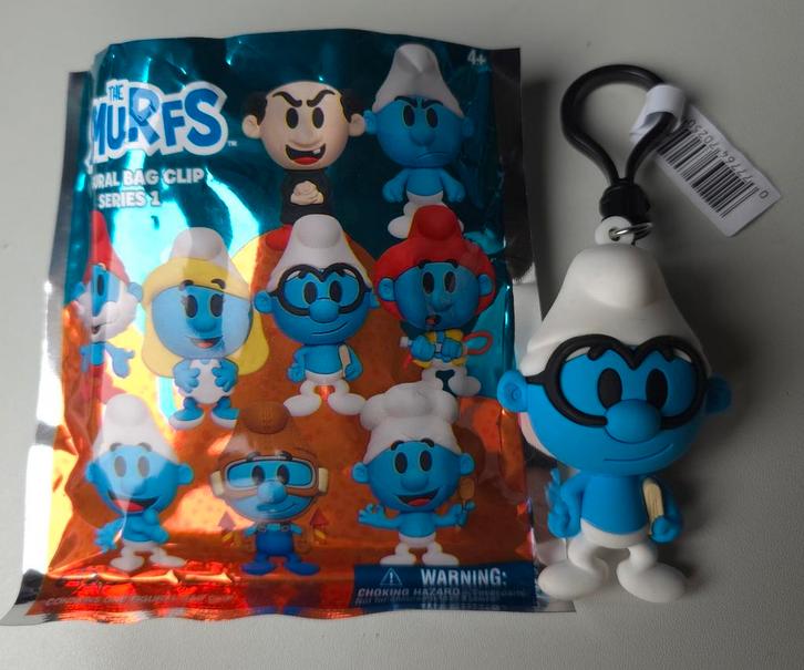 Porte-clé figurine Schtroumpf à Lunettes neuf, Collections, Schtroumpfs, Neuf, Poupée, Figurine ou Peluche, Schtroumpf à Lunettes