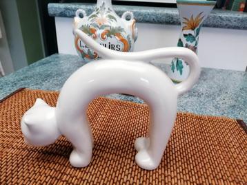 Art Deco kat gesigneerd Topstaat  beschikbaar voor biedingen