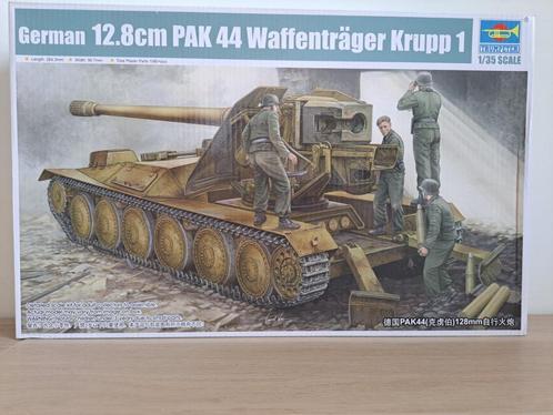 Trumpeter 05523 - German 12.8cm PAK44 Waffenträger Krupp 1 (, Hobby en Vrije tijd, Modelbouw | Auto's en Voertuigen, Nieuw, Overige typen
