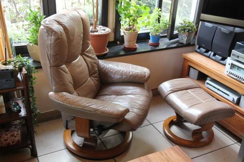 Stressless, Huis en Inrichting, Fauteuils, Zo goed als nieuw, Hout, Kunststof, Leer, Metaal, Overige materialen, 50 tot 75 cm