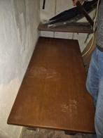 Antieke tafel (weet niet welke hout, vrij zwaar), Ophalen