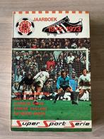 Voetbaljaarboek 1972-1973, Boek of Tijdschrift, Gebruikt, Ophalen of Verzenden