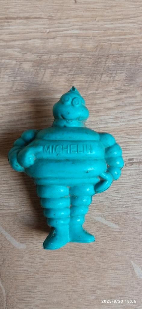 Michelin vintage Michelin sleutelhanger (jaren 60-70) — verz, Verzamelen, Sleutelhangers, Gebruikt, Ophalen of Verzenden